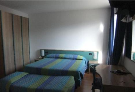 Hotel Vela Trento Esterno foto