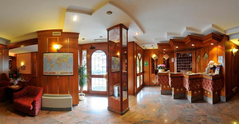 Hotel Vela Trento Esterno foto