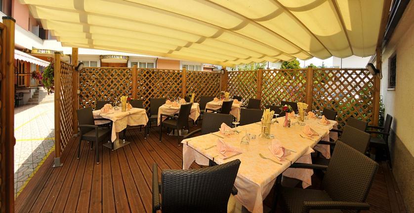 Hotel Vela Trento Esterno foto
