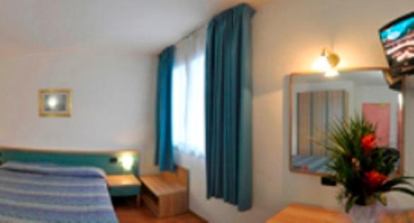 Hotel Vela Trento Camera foto