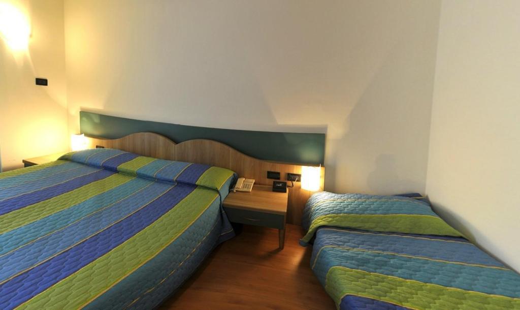 Hotel Vela Trento Esterno foto
