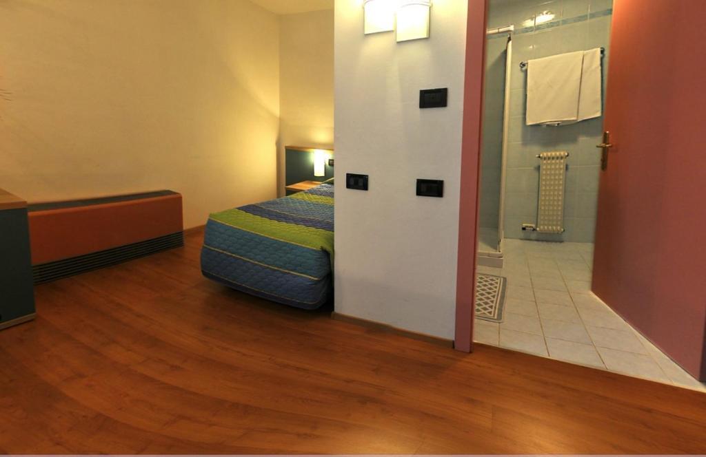 Hotel Vela Trento Esterno foto
